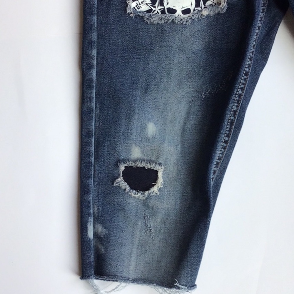 Host Pick! ❤️ Return Jean Shorts - Picture 3 of 15